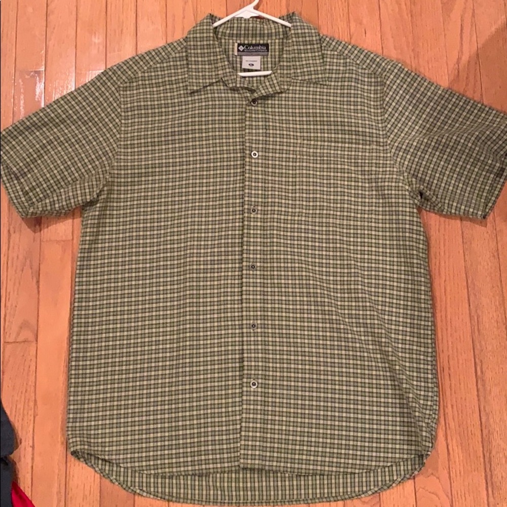Columbia Men’s short sleeve button down